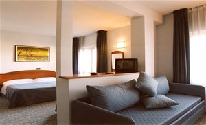 ALBERGO "LA TERRAZZA" ALBERGO "LA TERRAZZA"