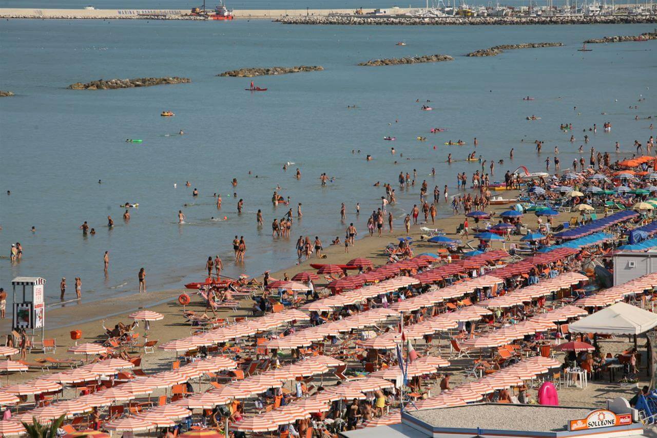 La nostra spiaggia, Porto San Giorgio